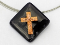 Kreuz Dunkelviolett