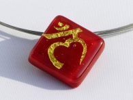 Small Wurzelchakra Pendant