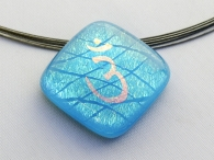 Small Warp Stirnchakra Pendant